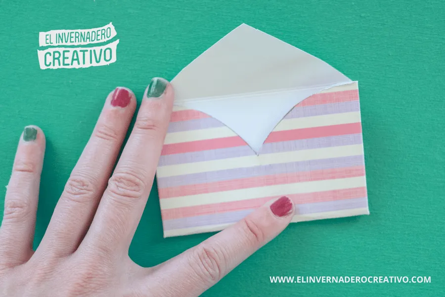 3 plantillas para hacer sobres muy originales. Muy fáciles. 3 plantillas para hacer sobres muy originales. Muy fáciles.
