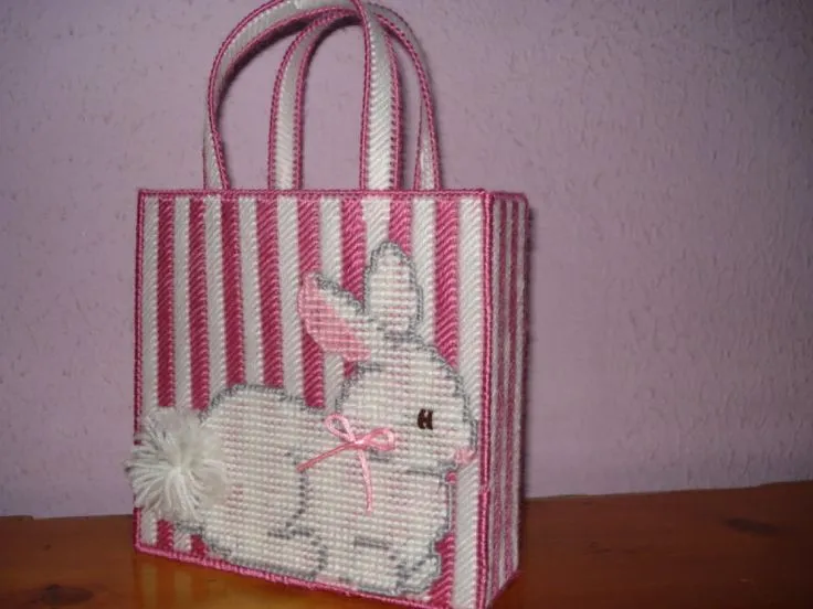 PLASTIC CANVAS | Aprender manualidades es facilisimo.com ... PLASTIC CANVAS | Aprender manualidades es facilisimo.com ...