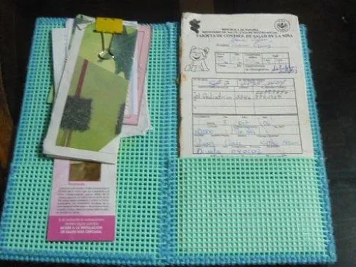 PLASTIC CANVAS (pág. 26) | Aprender manualidades es facilisimo.com PLASTIC CANVAS (pág. 26) | Aprender manualidades es facilisimo.com
