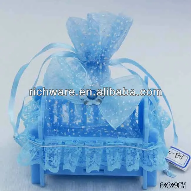 De plástico azul cuna en forma de para el bebé favores de la ducha ... De plástico azul cuna en forma de para el bebé favores de la ducha ...