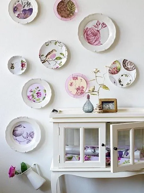 Los platos se reinventan como el elemento decorativo de moda ... Los platos se reinventan como el elemento decorativo de moda ...