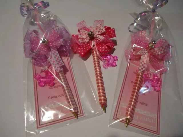 plumas para baby shower - Buscar con Google | Mi baby | Pinterest ... plumas para baby shower - Buscar con Google | Mi baby | Pinterest ...