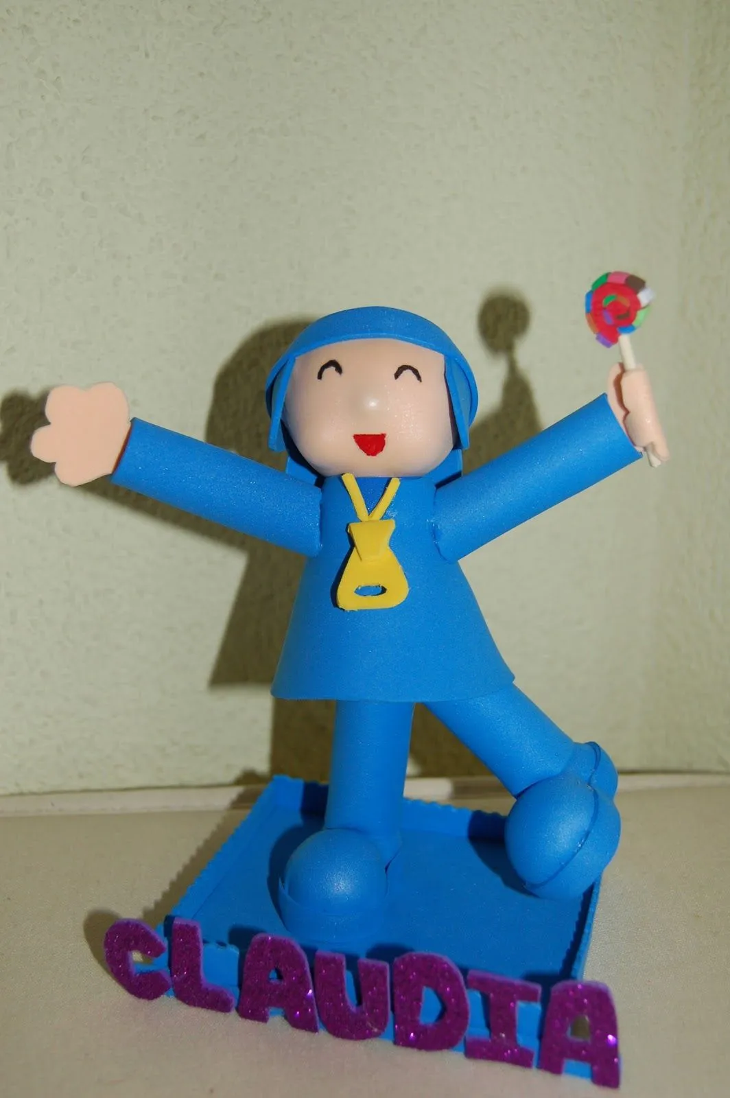 Hacer Pocoyo de goma eva - Imagui