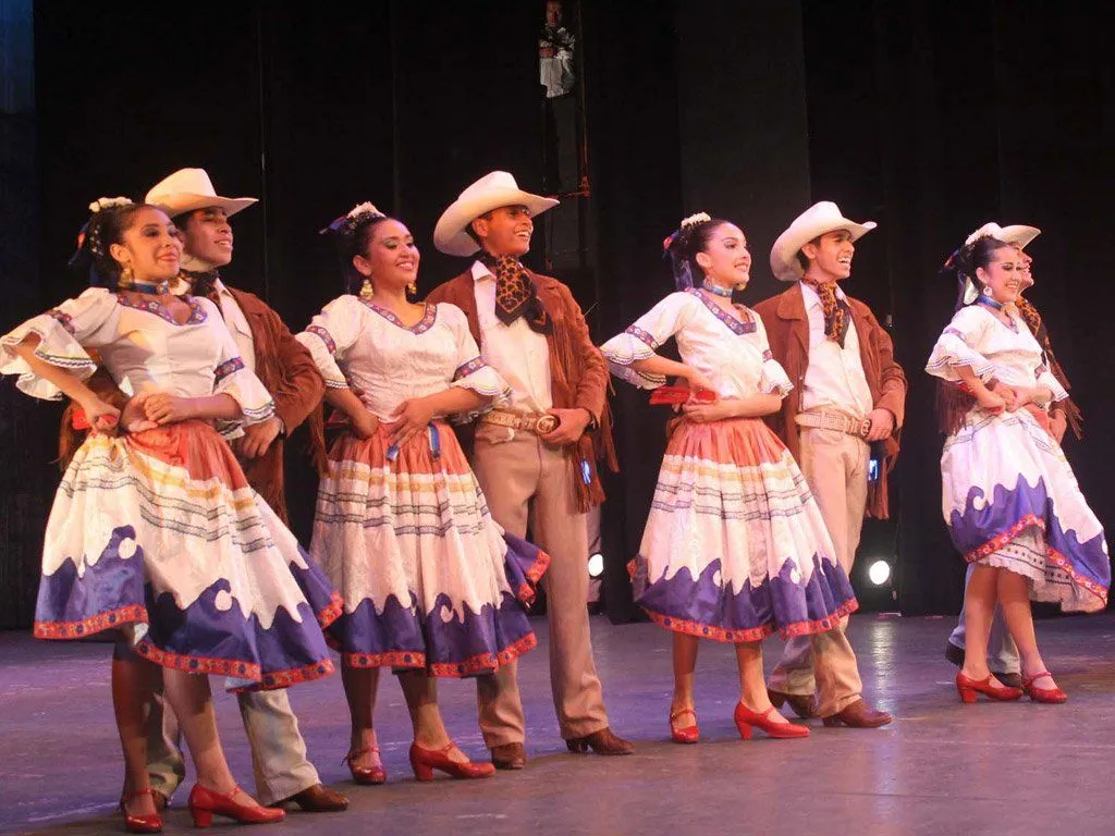Polka norteña, la danza europea que México adoptó en la revolución - Cultura Colectiva Polka norteña, la danza europea que México adoptó en la revolución - Cultura Colectiva