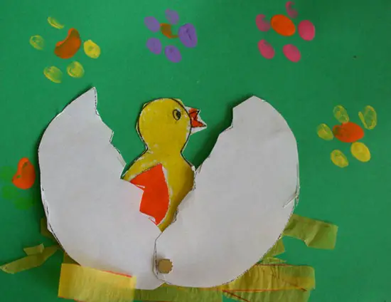 Pollito de Pascua Saliendo del Huevo | Manualidades Infantiles Pollito de Pascua Saliendo del Huevo | Manualidades Infantiles