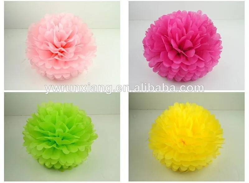 Pom poms de flores, el tejido de flores de la boda del partido ... Pom poms de flores, el tejido de flores de la boda del partido ...