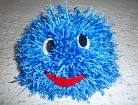 Pompones Fáciles y Rápidos | Manualidades Infantiles Pompones Fáciles y Rápidos | Manualidades Infantiles