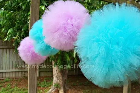 Pompones de tul para tu boda - Paperblog