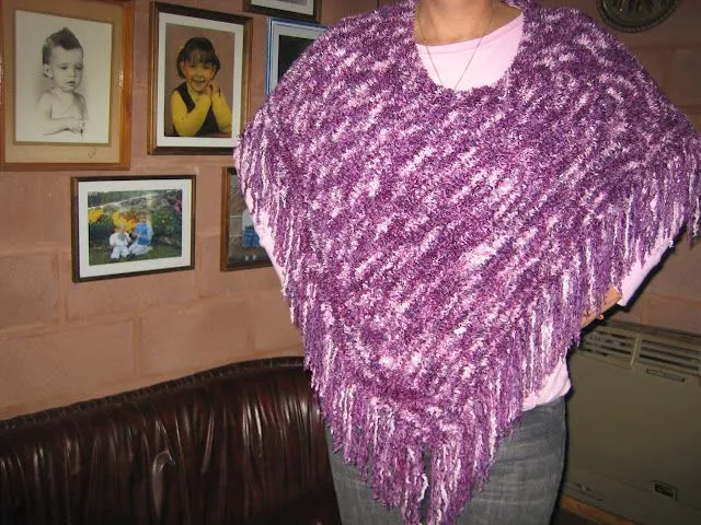Poncho tejido muy fácil - Cuarenta y Pico No Son Tantos Poncho tejido muy fácil - Cuarenta y Pico No Son Tantos