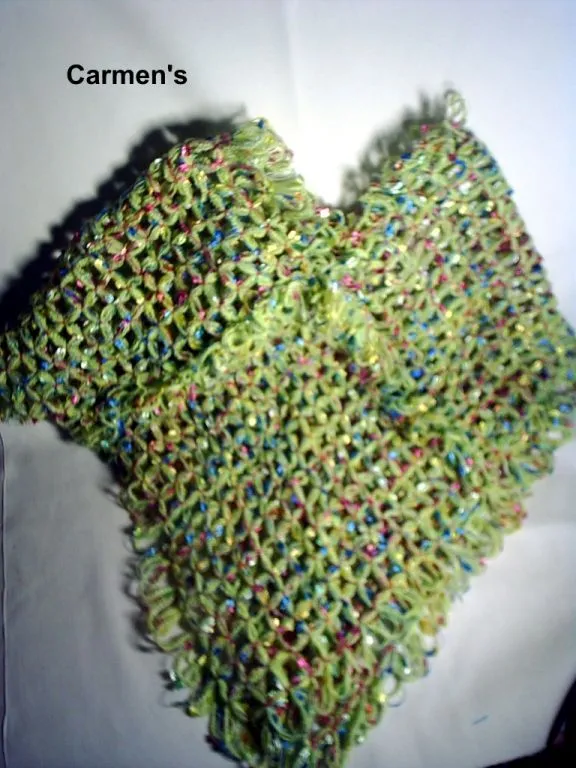 PONCHO A TELAR Detalles Carmen's - Artelista.com PONCHO A TELAR Detalles Carmen's - Artelista.com