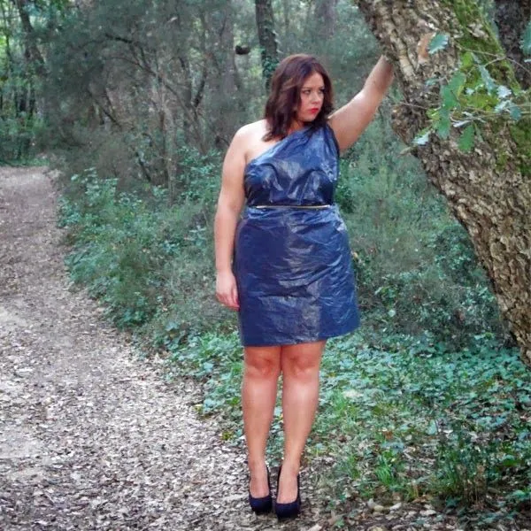 Póngame una bolsa de basura XL! TrashBag Outfit ... Póngame una bolsa de basura XL! TrashBag Outfit ...