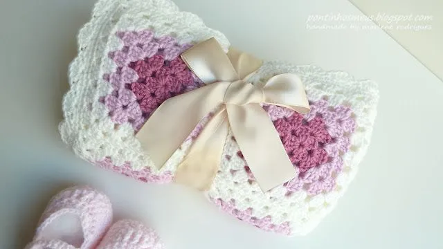 pontinhos meus: Manta de bebe - Baby girl blanket pontinhos meus: Manta de bebe - Baby girl blanket