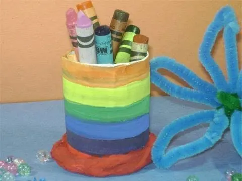 Como hacer un portalapiz pequeño con un tubo de papel higienico ... Como hacer un portalapiz pequeño con un tubo de papel higienico ...