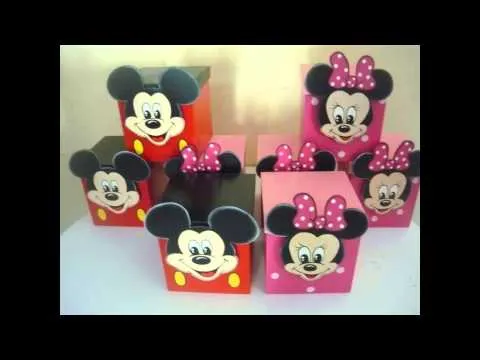 Portaretrato y corbata de Mickey Mouse - Youtube Downloader mp3