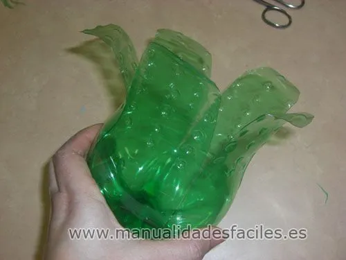 Manualidades con botellas de plastico - Imagui