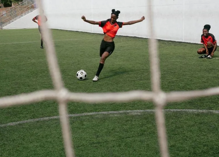 Portería de fútbol ⚽ Origen, tipos, dimensiones, materiales | COMPETIZE Portería de fútbol ⚽ Origen, tipos, dimensiones, materiales | COMPETIZE