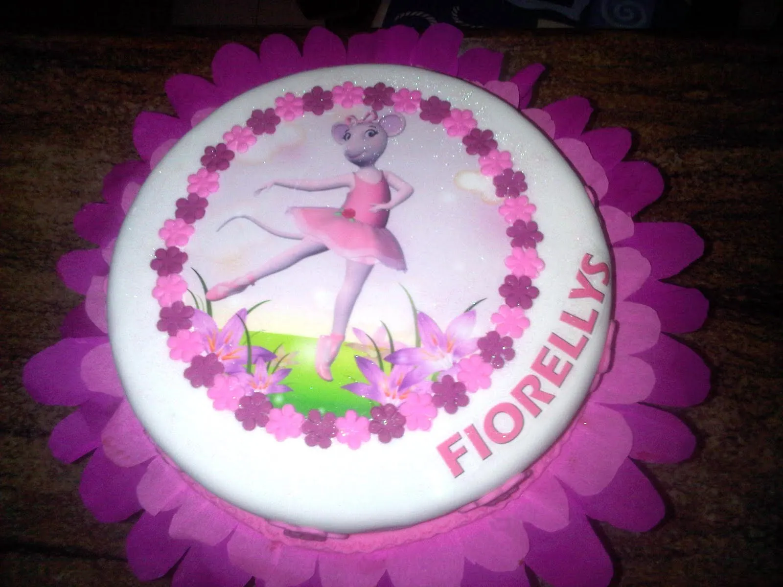 Postrecitos.net: Torta Angelina Ballerina
