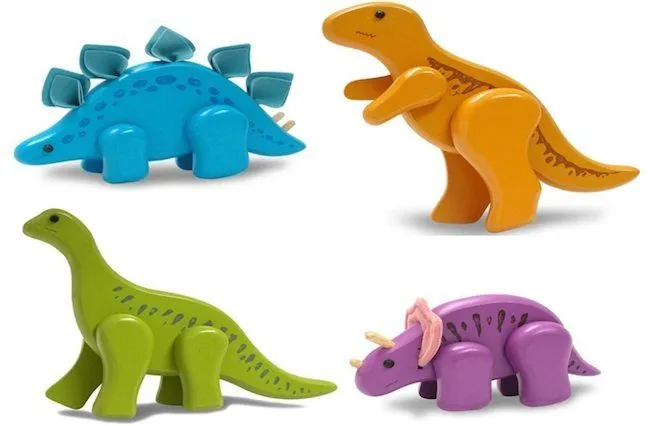 Preciosos dinosaurios de madera