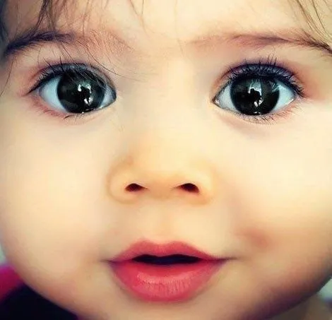 Premamás y Bebés: Los Ojos de Tu Bebé