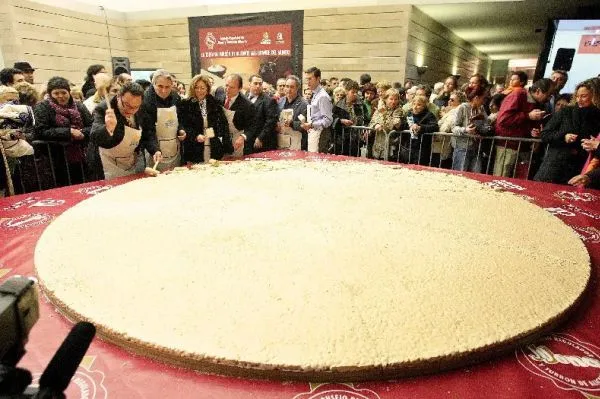 Prevén batir el récord Guinness con una tableta de turrón de ...