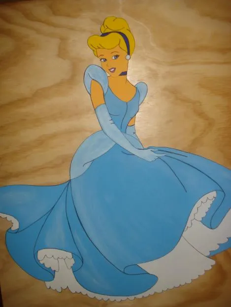 Princesa de goma eva - Imagui