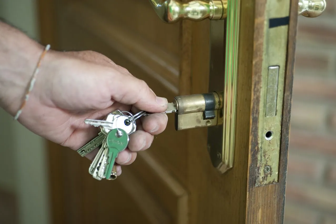 Problemas al cerrar la puerta