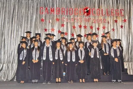 La promoción 2012 del Cambridge celebró al máximo. | Colegios de ... La promoción 2012 del Cambridge celebró al máximo. | Colegios de ...