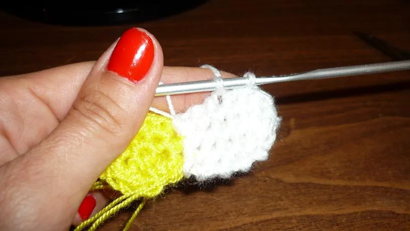 Proyectos Artesanal: Flor al crochet - Souvenir para comunión