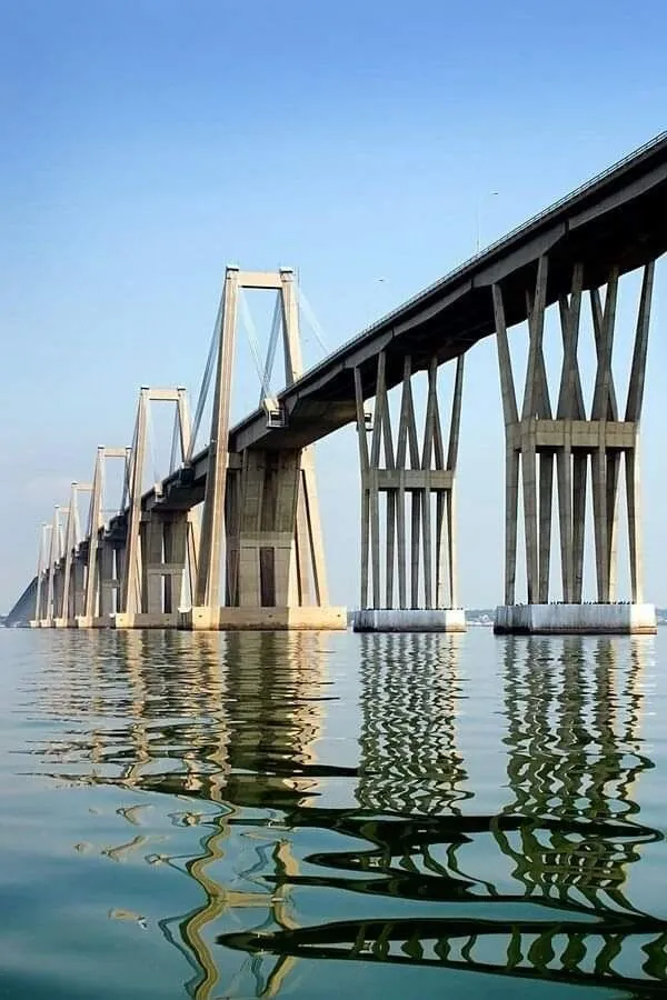 Puente General Rafael Urdaneta sobre el Lago Maracaibo (Venezuela) Puente General Rafael Urdaneta sobre el Lago Maracaibo (Venezuela)