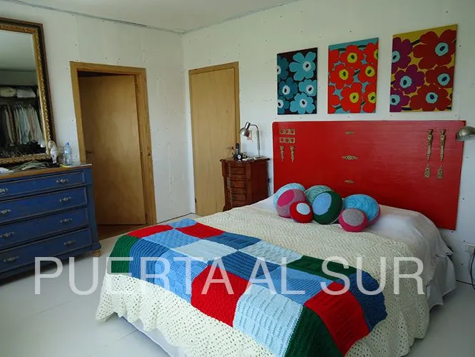 PUERTA AL SUR: Mantas y pie de camas tejidos a dos agujas