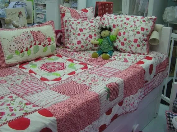 piccolo's decoración: abril 2010