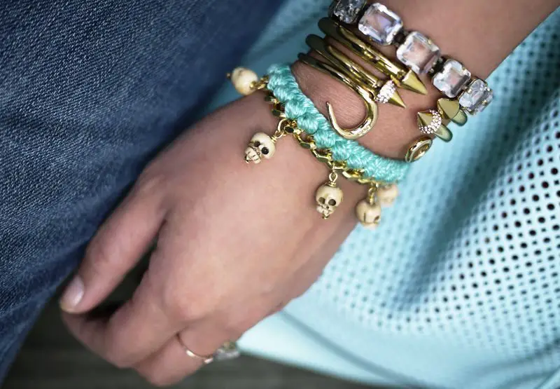 Como hacer una pulsera de bisuteria tejida | Todo Manualidades Como hacer una pulsera de bisuteria tejida | Todo Manualidades