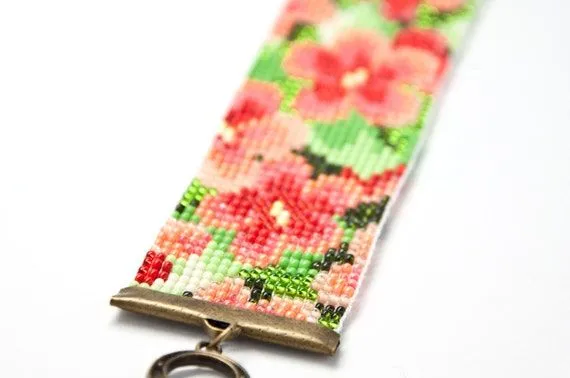 Pulsera flor roja beadweaving telar melocotón patrón por CupofColor Pulsera flor roja beadweaving telar melocotón patrón por CupofColor