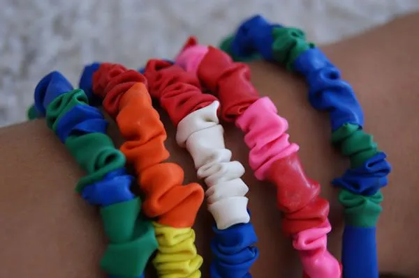 Pulseras fáciles con globos - Guía de MANUALIDADES Pulseras fáciles con globos - Guía de MANUALIDADES