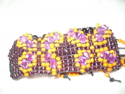 Imagen pulsera en telar - grupos.emagister.com Imagen pulsera en telar - grupos.emagister.com