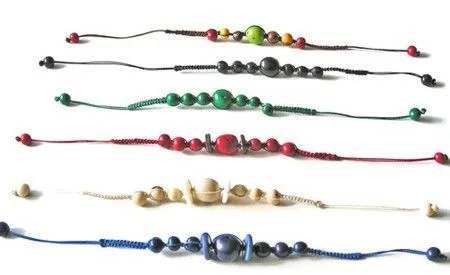 Cómo hacer pulseras con hilo encerado | Lovely Crafts | Pinterest Cómo hacer pulseras con hilo encerado | Lovely Crafts | Pinterest