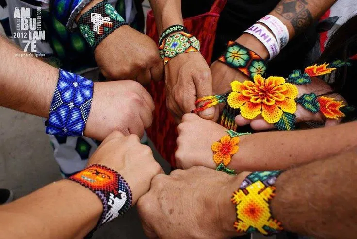 Pulseras | Huichol | Pinterest