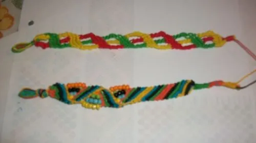 Imagen pulseras en macrame - grupos.emagister.com