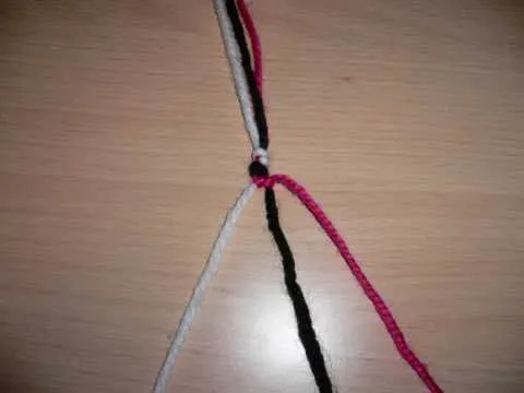 Pulseras a la moda paso a paso - YouTube