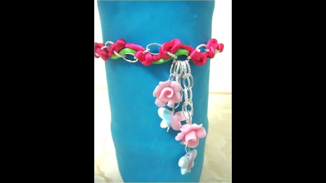 Pulseras con nudos de colores y dijes de porcelana - YouTube Pulseras con nudos de colores y dijes de porcelana - YouTube