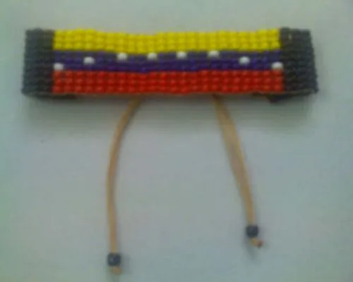 Modelos de pulseras hechas con telar - Imagui