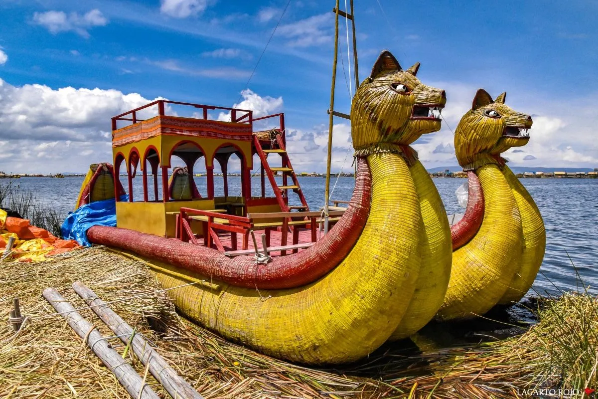 Puno y el lago Titicaca (II): Visita a las islas flotantes de los uros –  LAGARTO ROJO