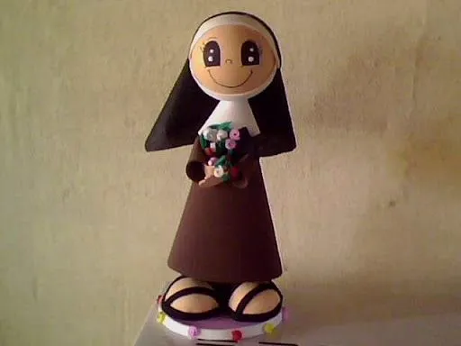 Mis puntadas preferidas: Cómo hacer figura de Santa Teresita del ...