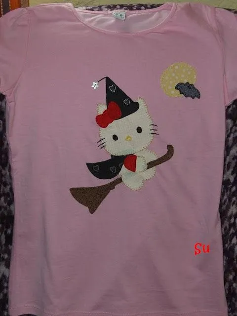 Las puntadas de Su: CAMISETA PATCHWORK HELLO KITTY BRUJITA Las puntadas de Su: CAMISETA PATCHWORK HELLO KITTY BRUJITA