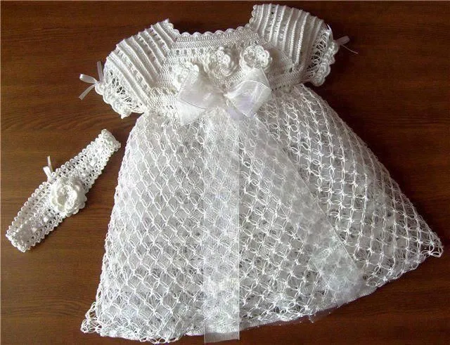 Patron de vestido de niña tejido a crochet - Imagui