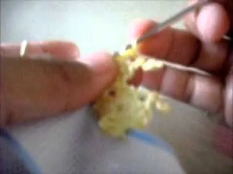 puntilla sencilla con florecitas - YouTube