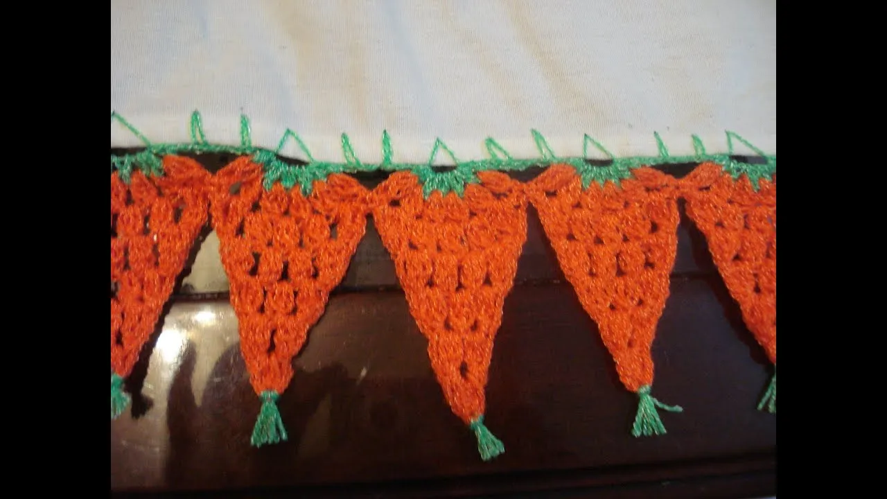 puntillas de frutas tejidas