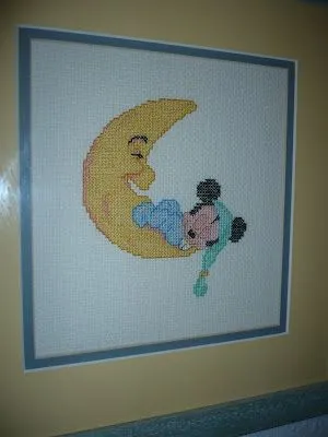 Solo Punto de Cruz: Cuadro de Mickey Mouse de Punto de Cruz Solo Punto de Cruz: Cuadro de Mickey Mouse de Punto de Cruz