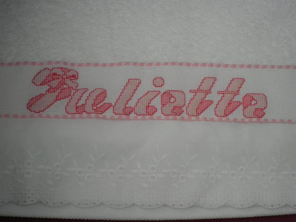 punto de cruz para toallas (5) | Decorar tu casa es facilisimo.