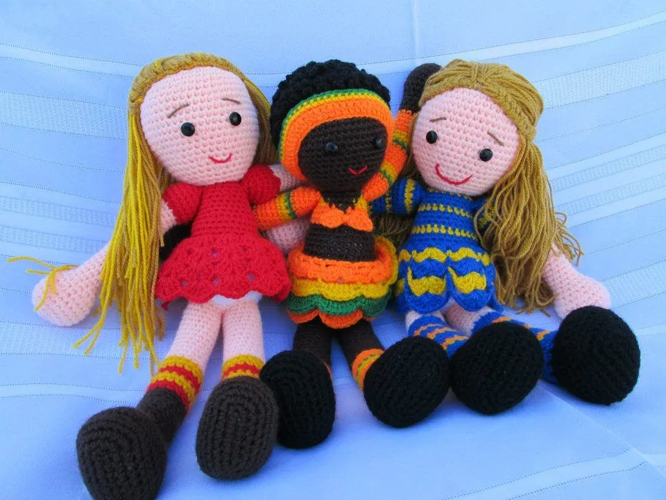 Puntocreart: Muñecas tejidas en crochet